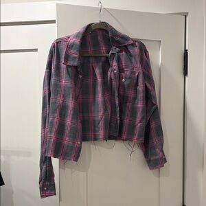 Cropped Plaid Button-Up Shirt - Pink & Gray
